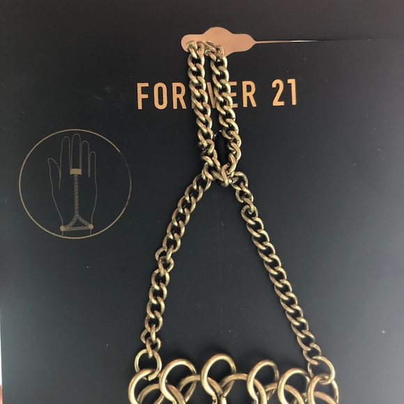 NWT Hand Chain Bracelet - Tarnished Gold - Picture 4 of 6